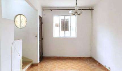 Sobrado ótima localização 2 dorms, sala 2 ambientes 80 m2