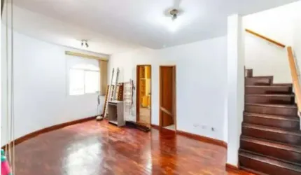 Sobrado à venda na Jardim Pinheiros com 130m² 3 dormitórios 3 banheiros 2 vagas
