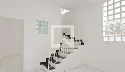 Casa à Venda - Jardim Peri, 2 Quartos,  100 m2