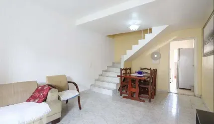 Casa à Venda - Água Fria, 2 Quartos,  95 m2