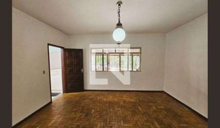 Casa à Venda - Conjunto Residencial Jose Bonifacio, 4 Quartos,  204 m2