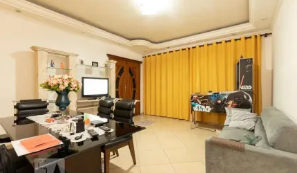 Casa à Venda - Vila Jacuí, 4 Quartos,  156 m2