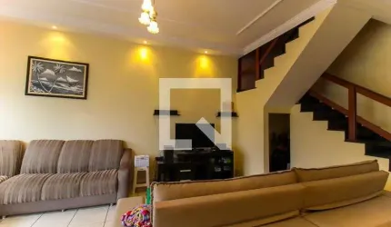 Casa à Venda - Vila Jacuí, 3 Quartos,  200 m2