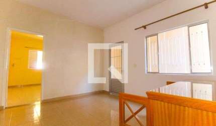 Casa à Venda - Vila Jacuí, 2 Quartos,  170 m2