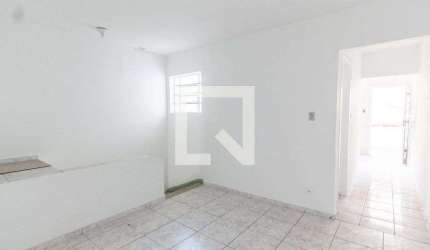 Casa à Venda - Água Fria, 1 Quarto,  65 m2