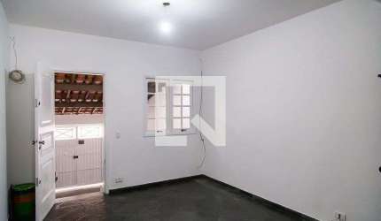 Casa à Venda - Vila Campestre, 2 Quartos,  71 m2