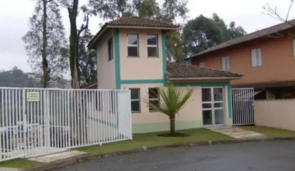 Casa em Condomínio no Jaraguá - Venda