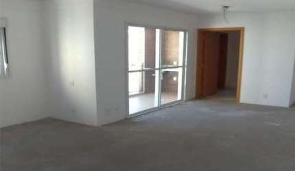 Imperdível! Apartamento à venda em São Paulo - SP, Vila Aricanduva. 3 quartos, 1 suíte, 2 banheiros, 2 vagas de garagem.