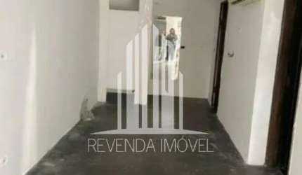 Casa Comercial à Venda em São Paulo-SP, no Cambuci, com 2 Banheiros e 86 m² de Área