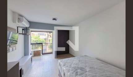Apartamento à Venda - Água Fria, 1 Quarto,  27 m2