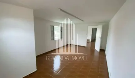 Imperdível oportunidade! Casa à venda com 3 quartos, 3 banheiros, 2 vagas de garagem na zona Oeste de São Paulo.