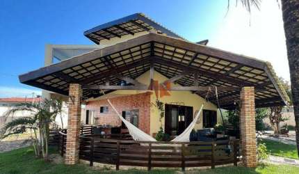 Casa com 3 dormitórios, 214 m² - venda por R$ 945.000,00 ou aluguel por R$ 4.600,00/mês - Tabuba - Caucaia/CE