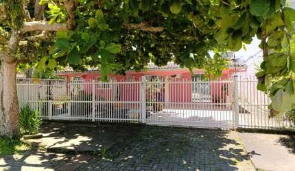 Terreno com casa averbada, Terreno de 568 m²,  Centro em Guaratuba-PR, por R$ 1.220.000,00