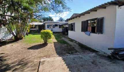 Casa para Venda em Florianópolis, São João do Rio Vermelho, 5 dormitórios, 3 banheiros, 1 vaga