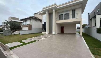 Casa para Venda em Florianópolis, São João do Rio Vermelho, 3 dormitórios, 3 suítes, 2 banheiros, 2 vagas