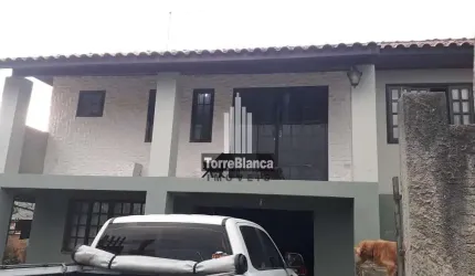 Casa com 3 dormitórios à venda no Bairro Periquitos