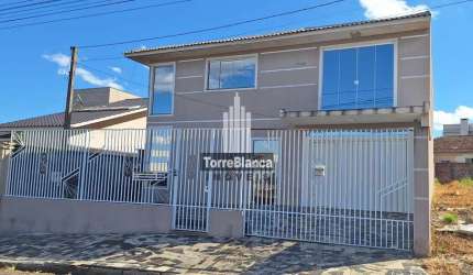 Sobrado à venda próximo ao Mercado Vitor
