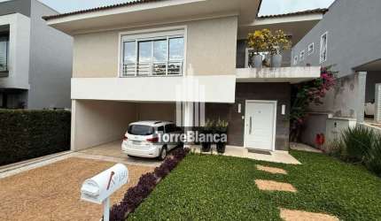 Casa Mobiliada para locação ou venda, 3 suítes, 4 banheiros, 2 vagas cobertas, 335m², Condomínio La