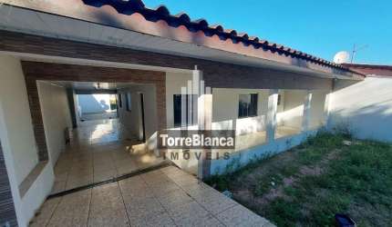 Casa para Locação com 2 quartos semimobiliada, amplo espaço de terreno, 109 m²-   Cará-cará, Ponta