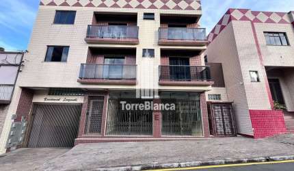 Sala ampla para locação com 2 banheiros e cozinha no Centro, Ponta Grossa, PR - 120 m².