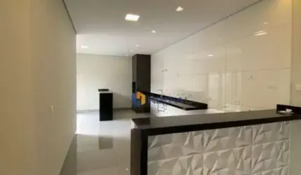 Casa com 3 quartos à venda, 138 m² por R$ 760.000 - Bom Jardim - Maringá/PR