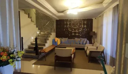 Sobrado com 4 dormitórios à venda, 334 m² por R$ 1.590.000,00 - Jardim Santa Helena - Maringá/PR
