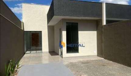 Casa com 2 quartoss à venda, 64 m² por R$ 325.000 - Conjunto Habitacional Requião - Maringá/PR