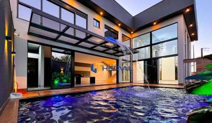 Sobrado com 4 quartos à venda, 530 m² por R$ 3.500.000 - Parque das Grevíleas - Maringá/PR