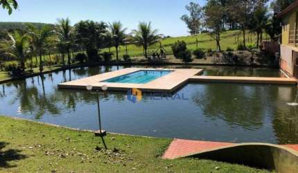 (Aceita troca) Chácara com 4 dormitórios à venda, 48400 m² por R$ 2.700.000 - Centro - Mandaguaçu/PR