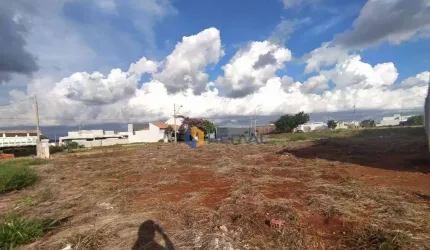 ( Aceita troca) Terreno à venda, 400 m² por R$ 365.000 - Jardim Oriental - Maringá/PR
