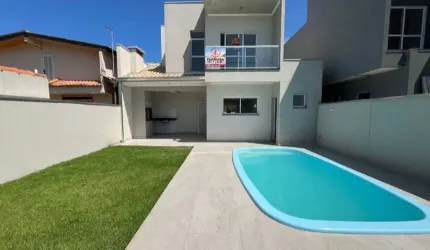 Sobrado alto padrão próximo ao mar