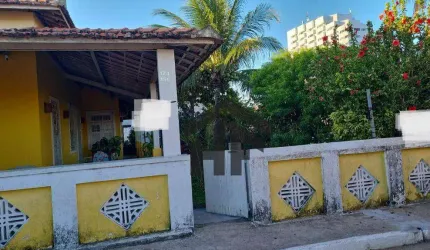 Casa à venda com 7 quartos e Beira Mar, localizada em São Jose da Coroa Grande, Pernambuco.