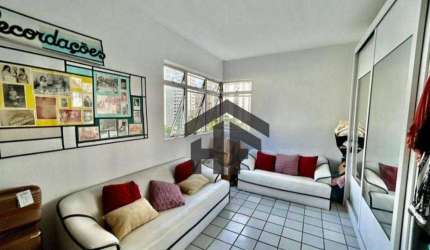 Apartamento de 240m² à venda, com 04 quartos (1 suíte), localizado em Boa Viagem, Recife - Pernambuco.