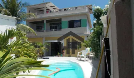 Casa Residencial ou Comercial, de 321m² à venda, com 4 quartos (1 suíte), localizada em Candeias, Jaboatão dos Guararapes - Pernambuco.