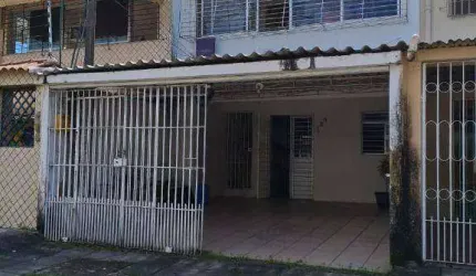 Casa de  140m² à venda , com 3 quartos ( 1 suíte) localizada em Jardim São Paulo, Recife - Pernambuco.