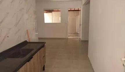 Casa para Venda em Pirassununga, Jardim Lauro Pozzi, 3 dormitórios, 1 suíte, 1 banheiro, 1 vaga