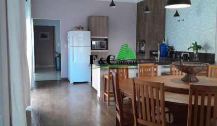 Casa para Venda em Iracemápolis, Jardim Residencial Flórida, 3 dormitórios, 1 suíte, 2 banheiros, 2 vagas