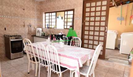 Casa para Venda em Limeira, Jardim Residencial Recanto Alvorada, 4 dormitórios, 1 suíte, 2 banheiros, 2 vagas
