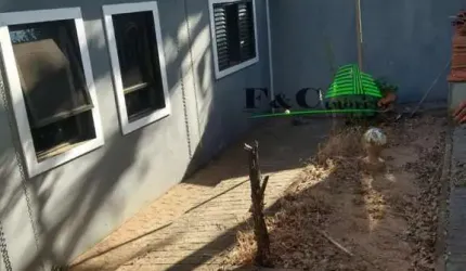 Casa para Venda em Limeira, JARDIM SANTA CATARINA, 2 dormitórios, 2 banheiros, 2 vagas