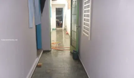 Casa para Venda em Limeira, Parque Residencial ANAVEC, 4 dormitórios, 1 banheiro, 2 vagas