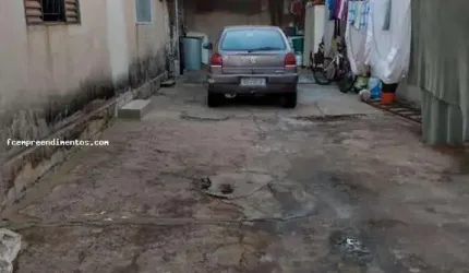 Casa para Venda em Limeira, Jardim Residencial Regina Bastelli, 2 dormitórios, 1 banheiro, 3 vagas