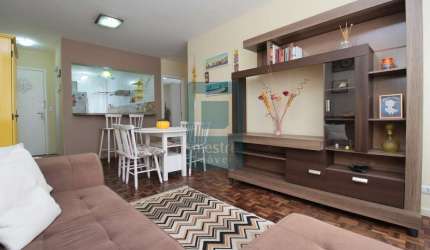 Apartamento mobiliado com 61m² de 2 quartos e 1 vaga no Bigorrilho