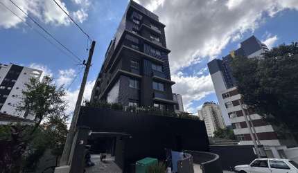 Apto no 8º andar com duas suites