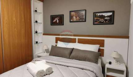 Lindo apartamento mobiliado à venda no Centro de Canela
