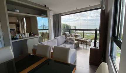 Apartamento frente mar com 03 Suítes em Balneário Piçarras