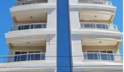 Apartamento 3 quartos, sendo 1 suíte em Navegantes - Centro - 100m do mar