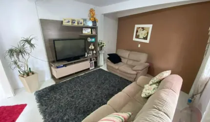 APARTAMENTO EM FLORIANÓPOLIS