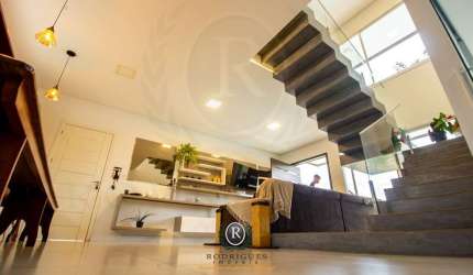 Casa 4 dormitórios venda em Torres