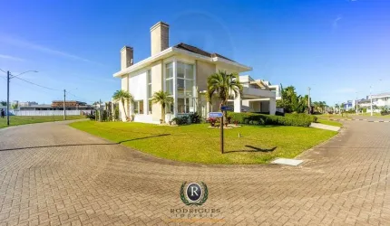 Casa venda condomínio fechado Torres RS