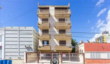 Apto 3 dormitórios a venda Centro Torres RS